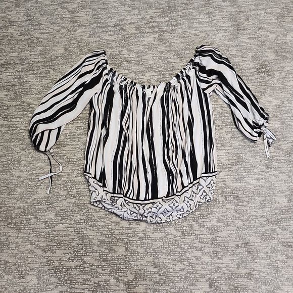 Cato brand top - Picture 5 of 9